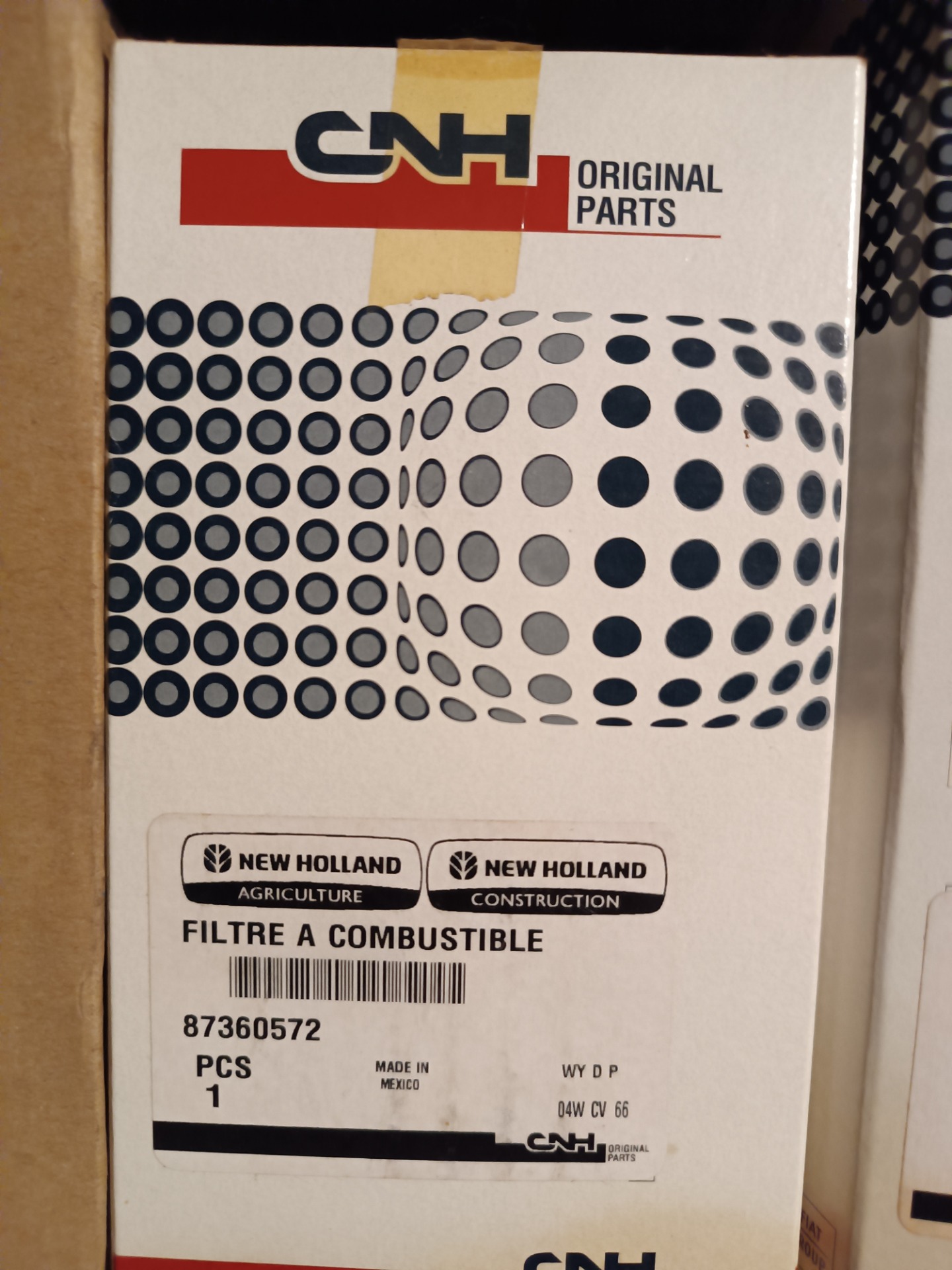 87360572 filter paliva N.Holland T8040